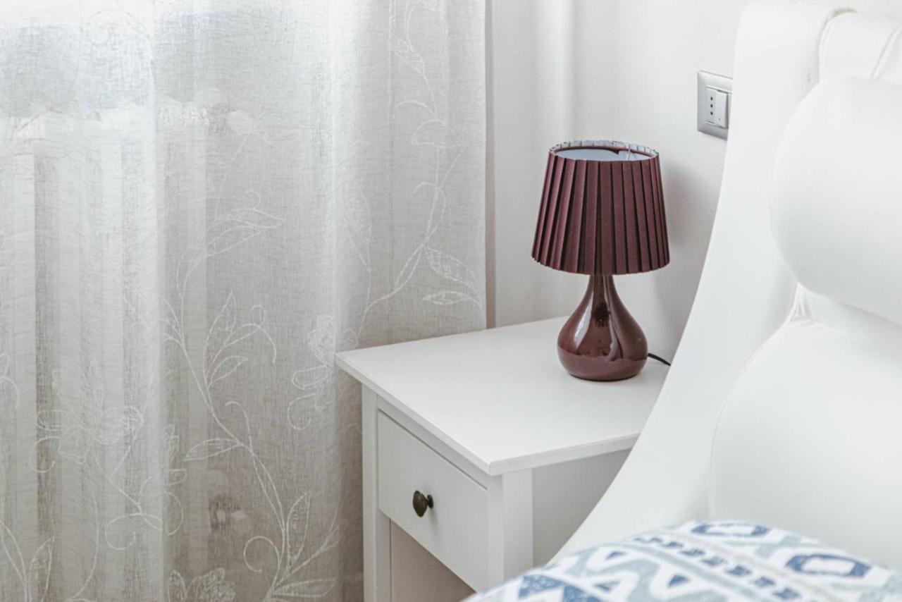 App. Mimosa Minerva Holiday Home Manerba del Garda Eksteriør billede
